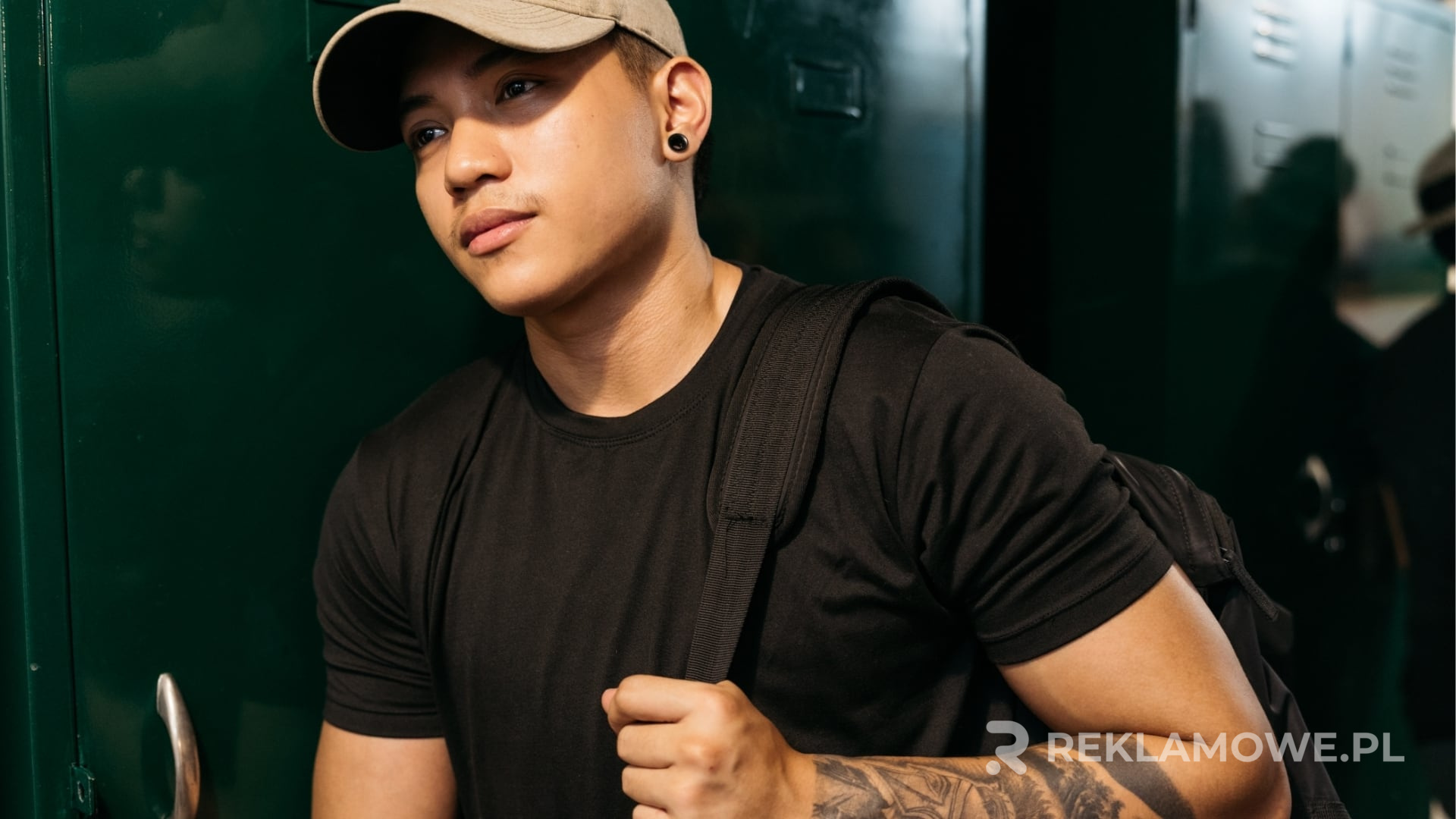 Zaawansowane technologie druku stosowane w tworzeniu czapek reklamowych